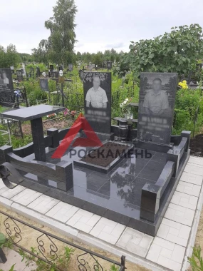 Памятник из гранита